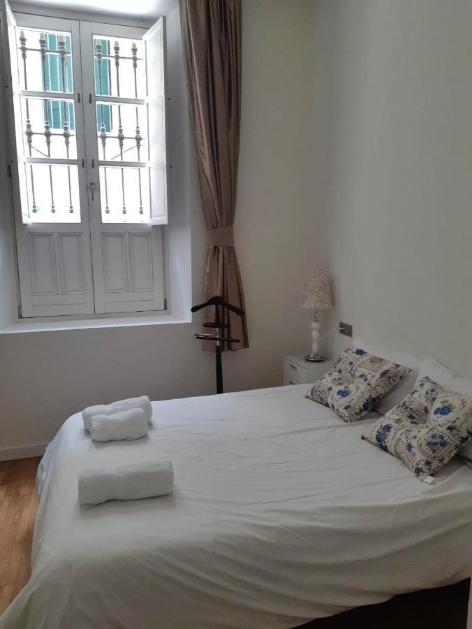 Apartamento Spinola Home Севиля Екстериор снимка
