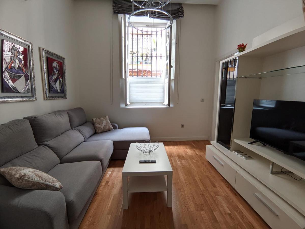 Apartamento Spinola Home Севиля Екстериор снимка