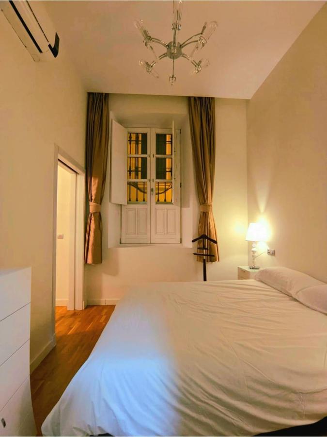 Apartamento Spinola Home Севиля Екстериор снимка