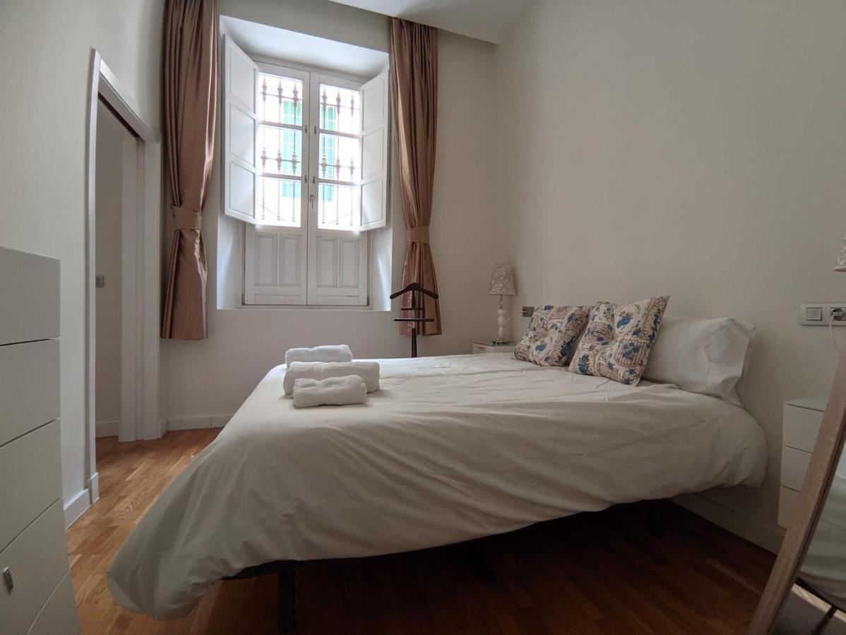 Apartamento Spinola Home Севиля Екстериор снимка