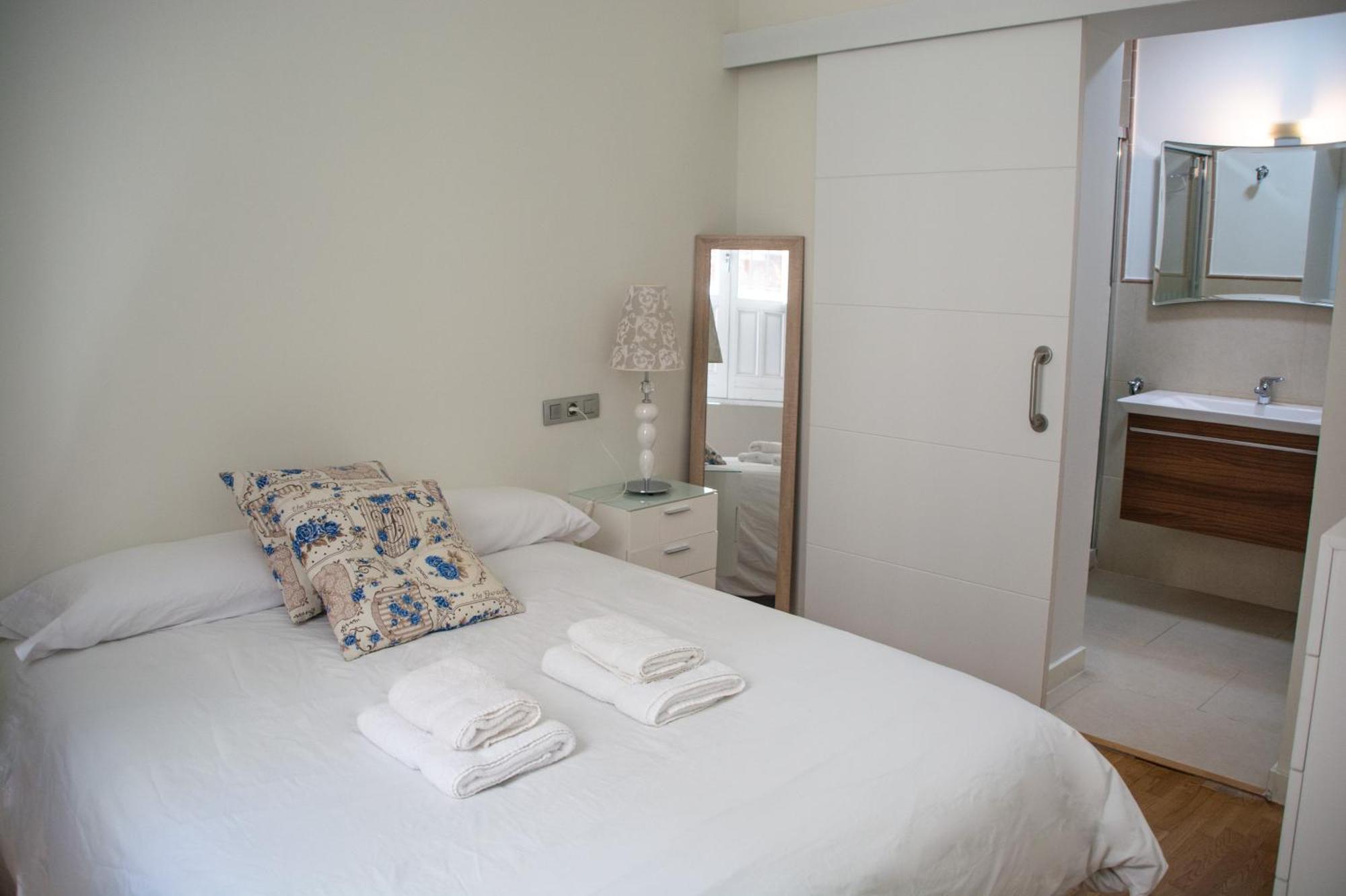 Apartamento Spinola Home Севиля Екстериор снимка