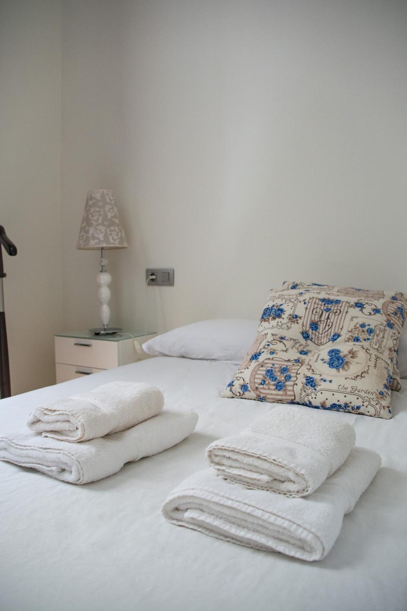 Apartamento Spinola Home Севиля Екстериор снимка